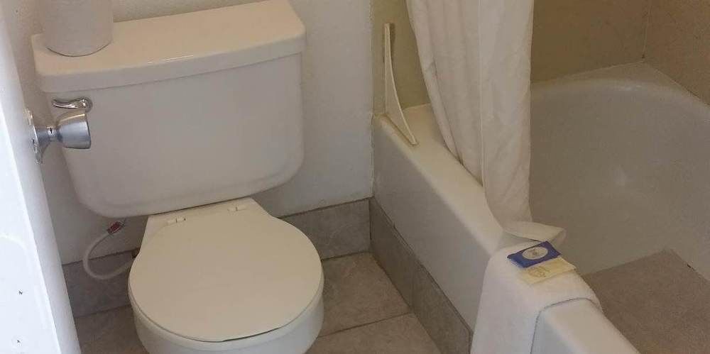 Westworld Country Inn Hubbard Екстериор снимка